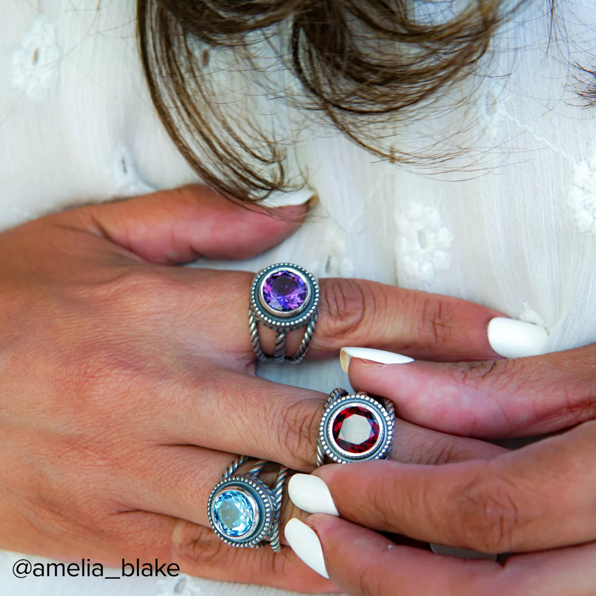 Twisted Wire Gemstone Ring - Image 4